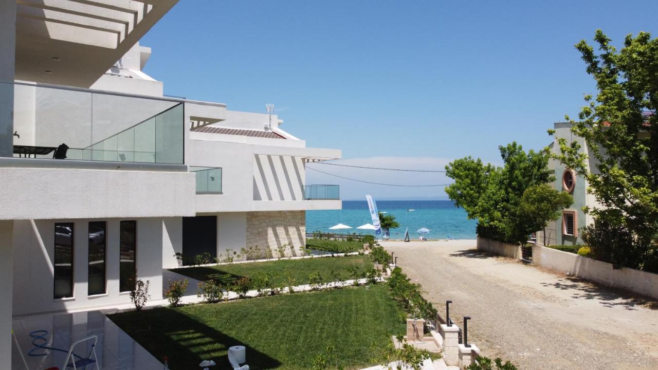Villa Dahlia By The Sea Polychrono Exterior photo